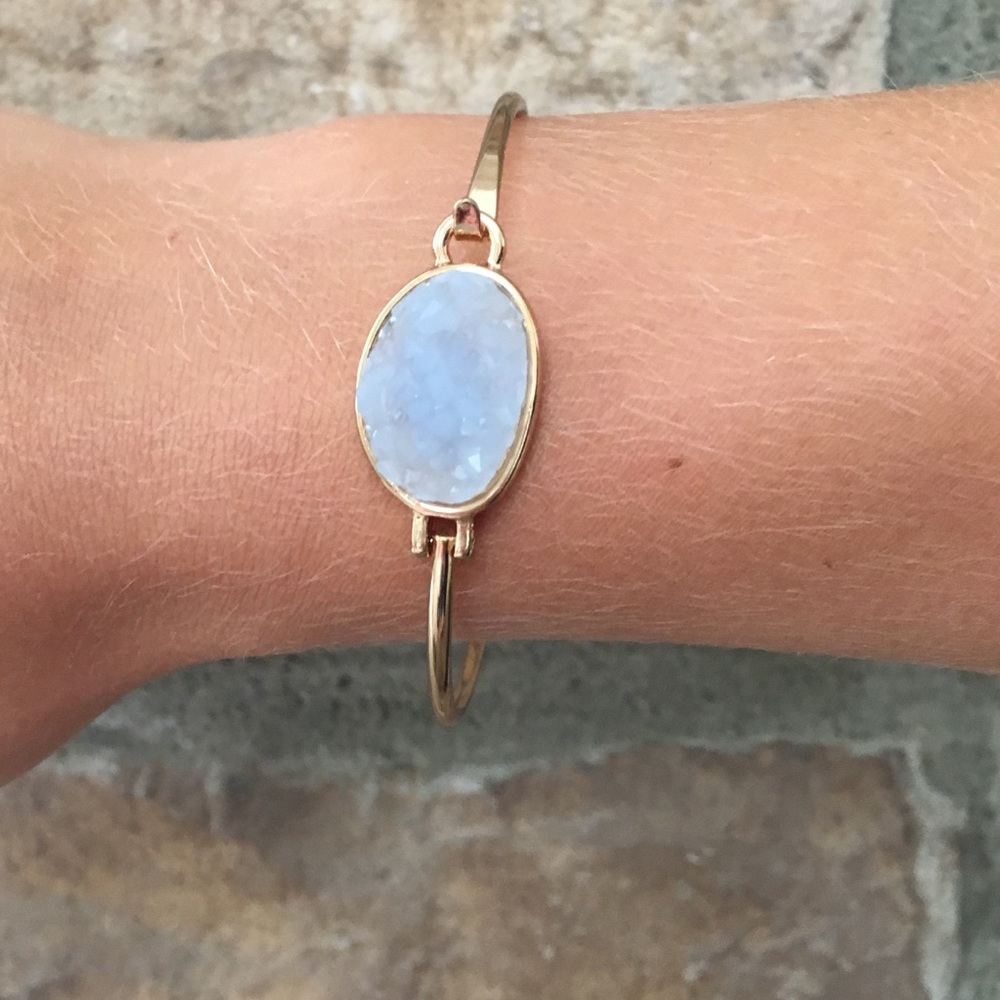 Light Blue Stone Bracelet - Picture 2 of 4